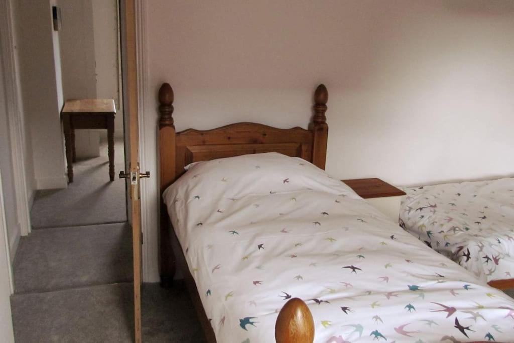 Welcoming Cottage In Chichester Near City Centre Buitenkant foto